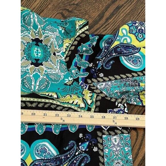 NWT Olivia & Martin Floral Blouse Short Sleeve V-Neck Multicolor Plus Size 2X - Picture 6 of 10